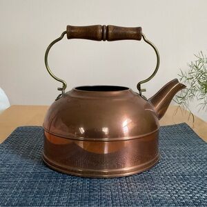 Vintage Revere Ware Copper Tea Kettle Rome NY 1950s–1960s Décor (No Lid)